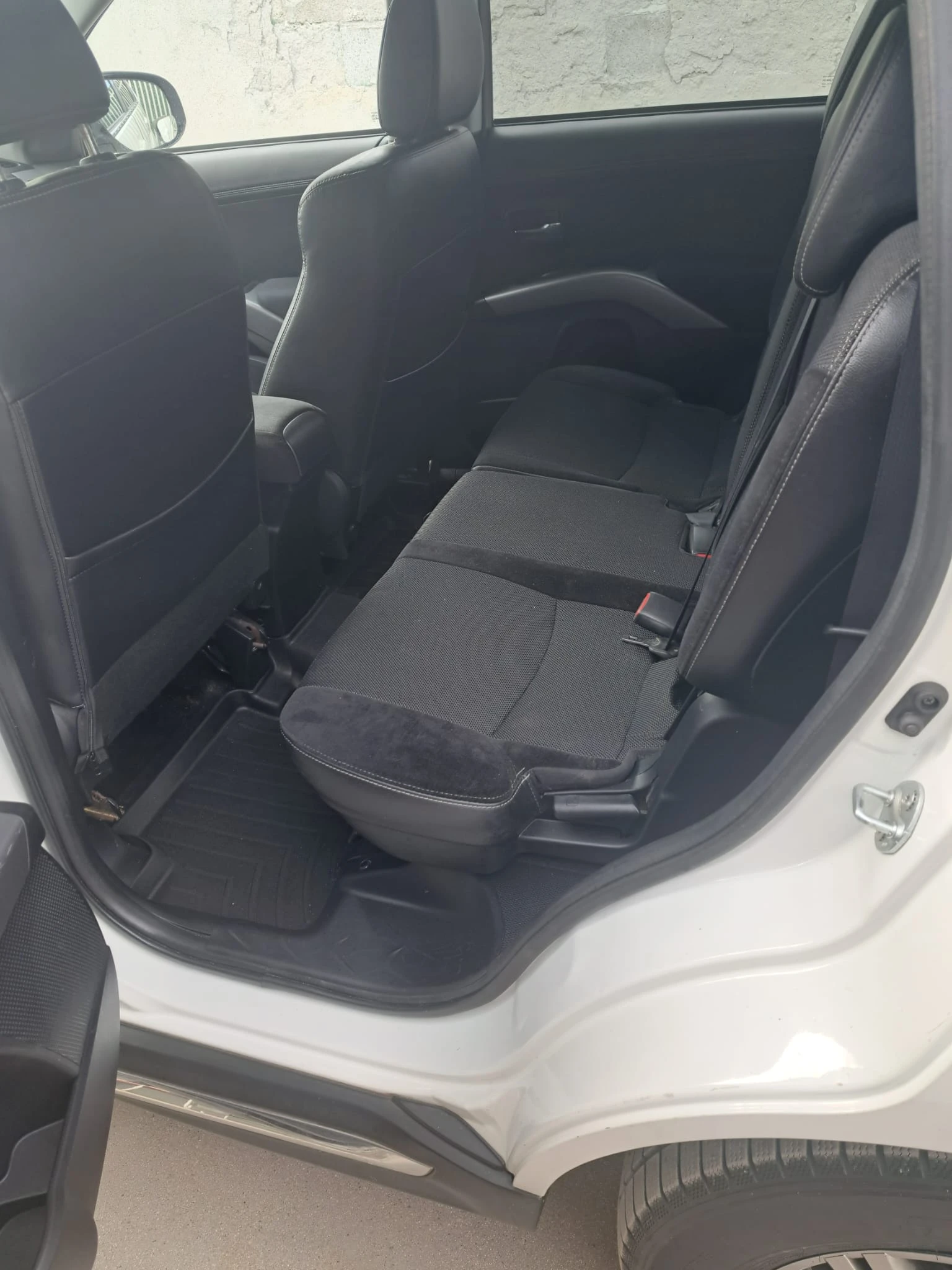 Mitsubishi Outlander | Mobile.bg � ����������� 8