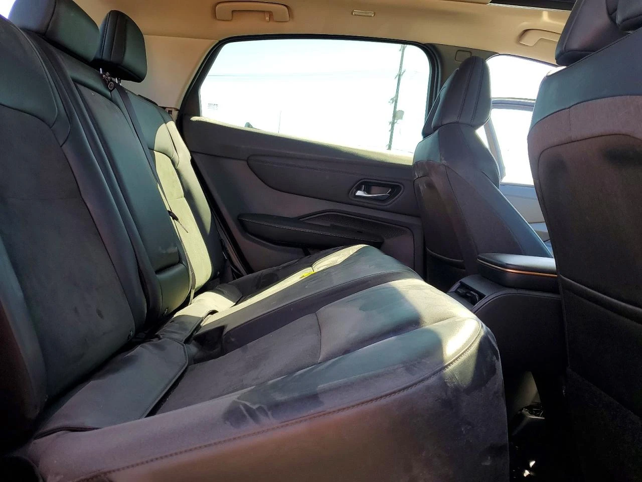 Nissan Ariya Evolve+ , снимка 11 - Автомобили и джипове - 54647756
