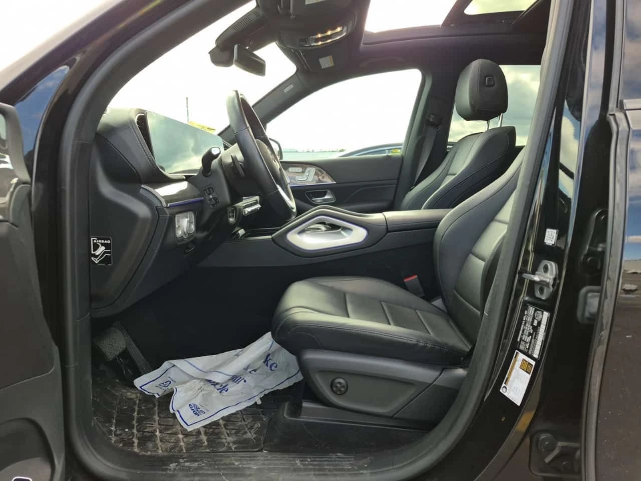 Mercedes-Benz GLE 450 BURMESTER * PANO * KEYLESS *  ПОДГРЕВИ * CARFAX, снимка 5 - Автомобили и джипове - 54680984