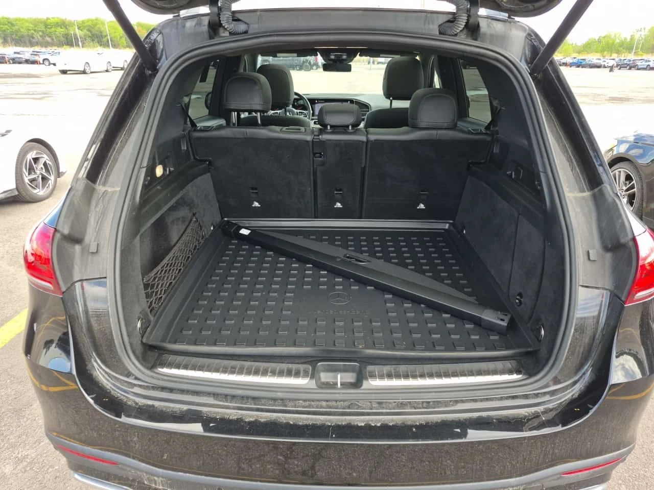 Mercedes-Benz GLE 450 BURMESTER * PANO * KEYLESS *  ПОДГРЕВИ * CARFAX, снимка 14 - Автомобили и джипове - 54680984