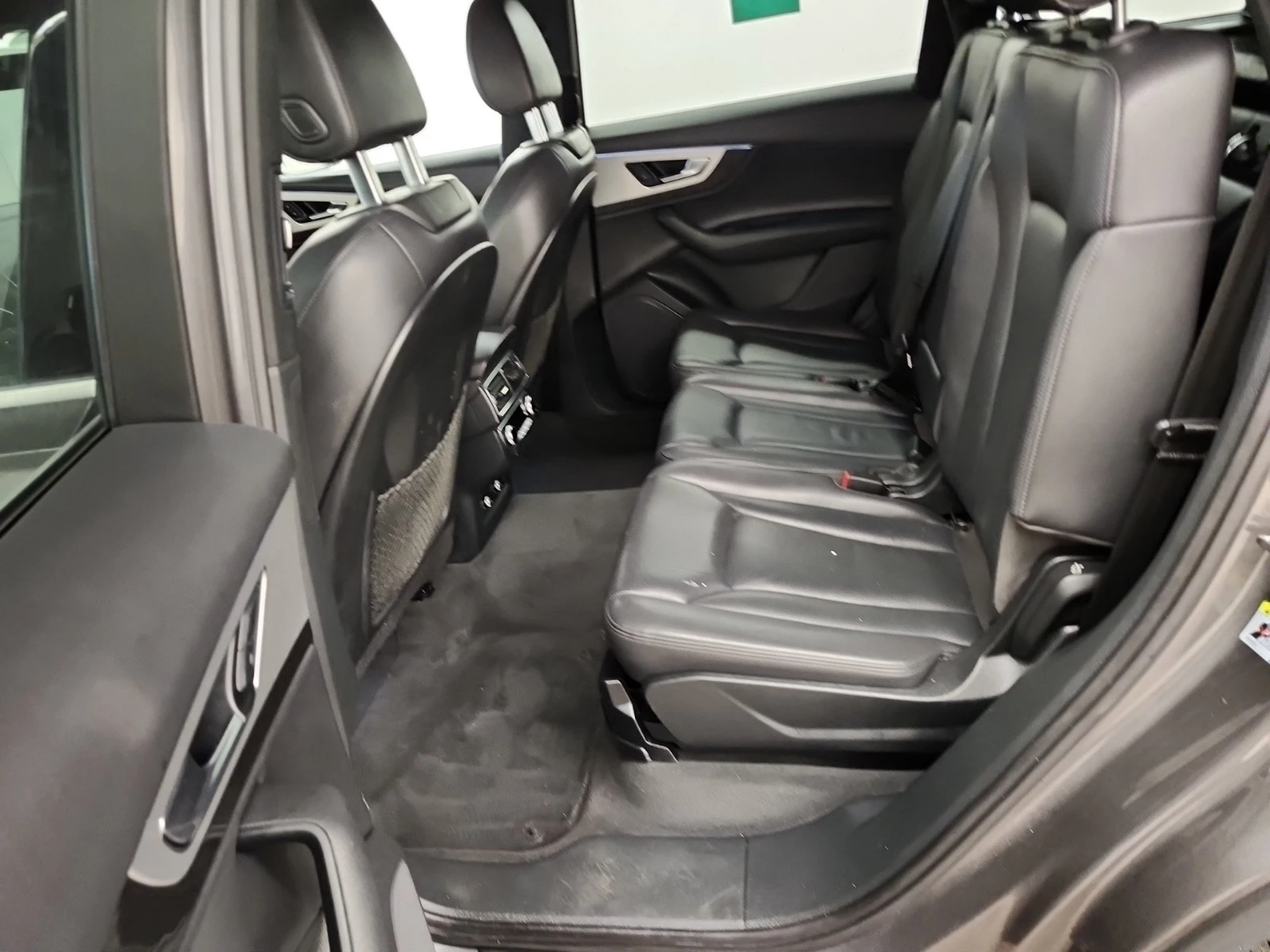 Audi Q7 PROGRESSIV * * 360 * * CARFAX * * ОБДУХВАНЕ * * , снимка 9 - Автомобили и джипове - 54900614