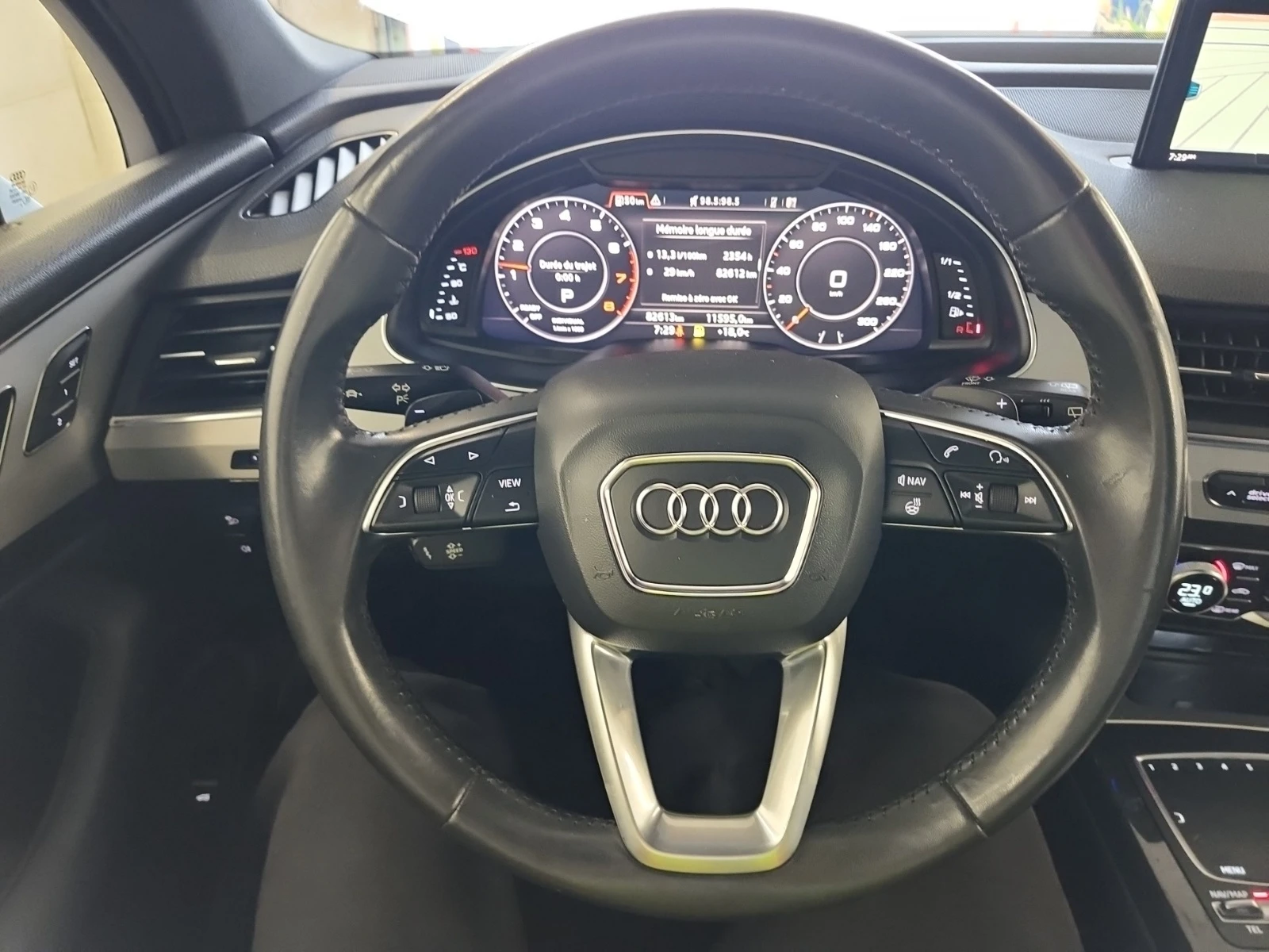 Audi Q7 PROGRESSIV * * 360 * * CARFAX * * ОБДУХВАНЕ * * , снимка 7 - Автомобили и джипове - 54900614