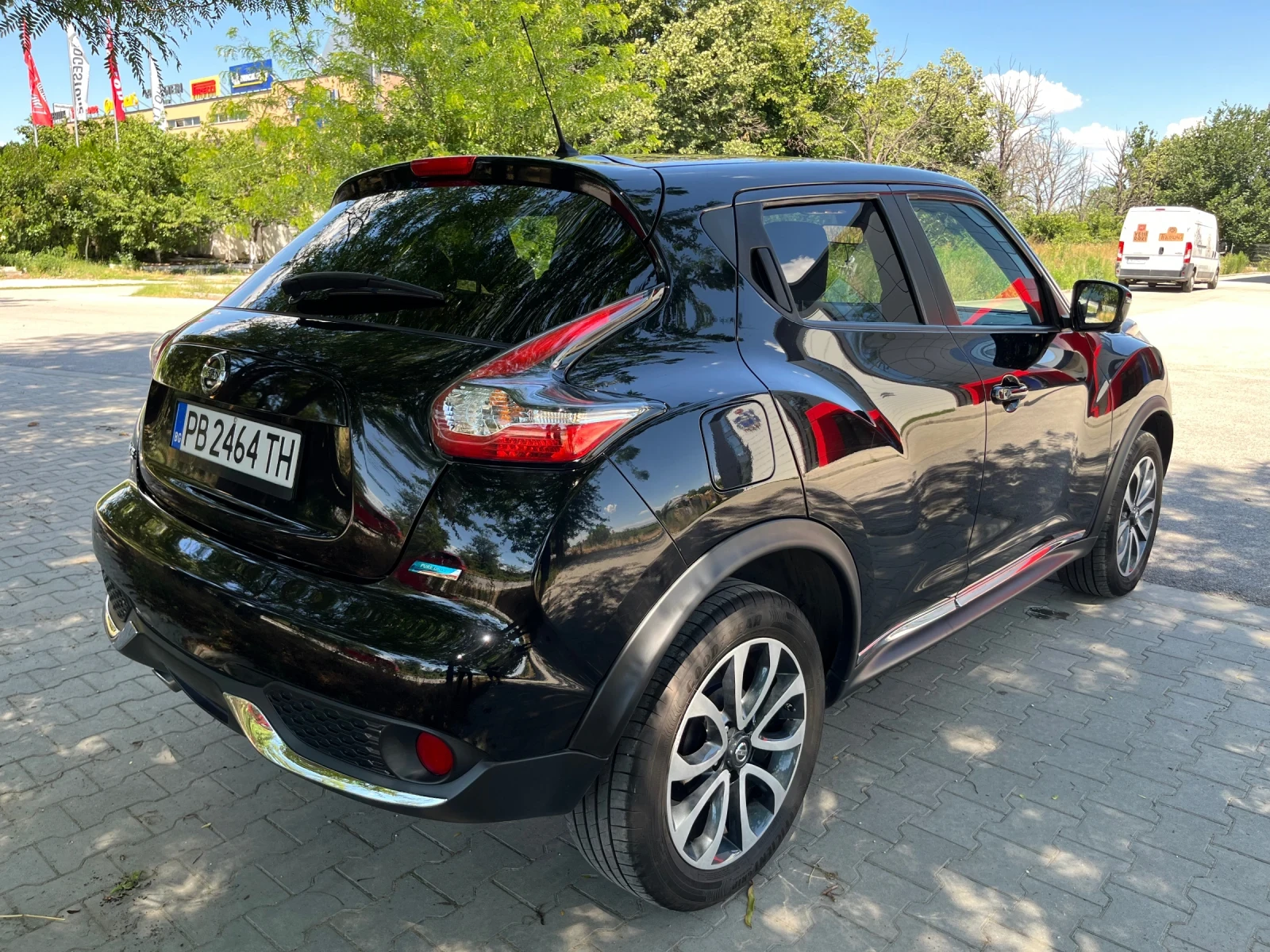 Nissan Juke 1.5 dCi, снимка 6 - Автомобили и джипове - 55435995