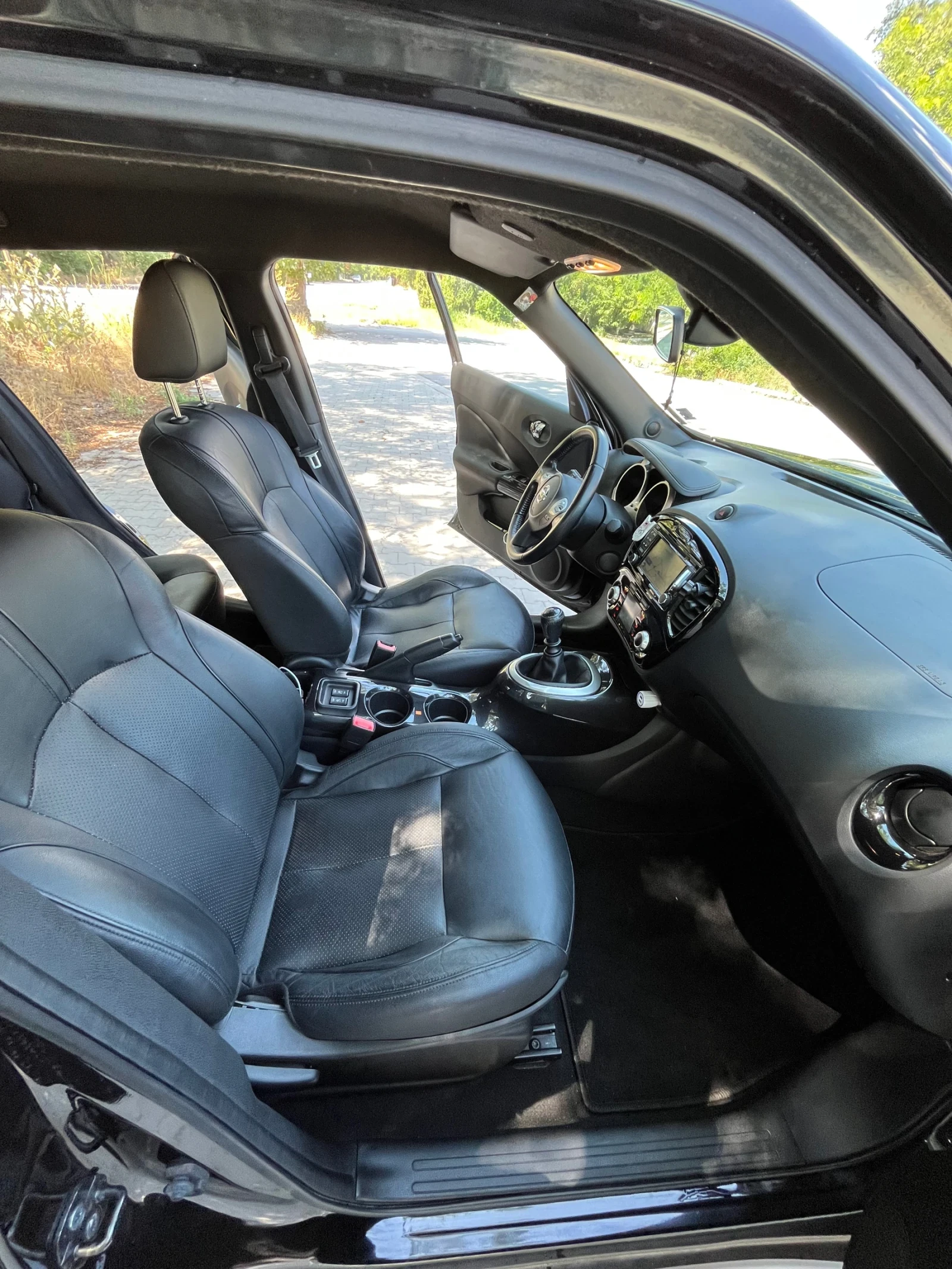 Nissan Juke 1.5 dCi, снимка 9 - Автомобили и джипове - 55435995