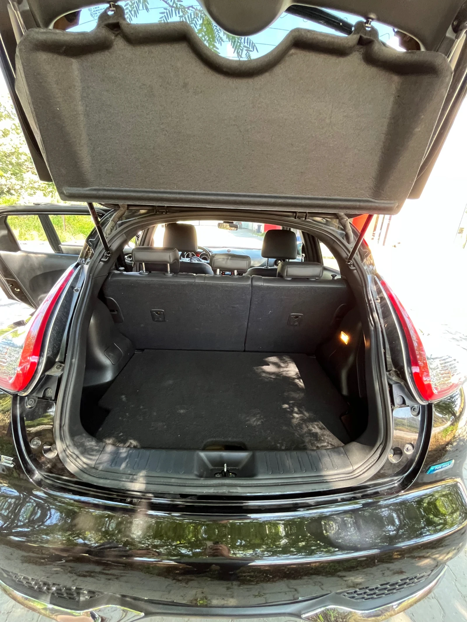 Nissan Juke 1.5 dCi, снимка 7 - Автомобили и джипове - 55435995