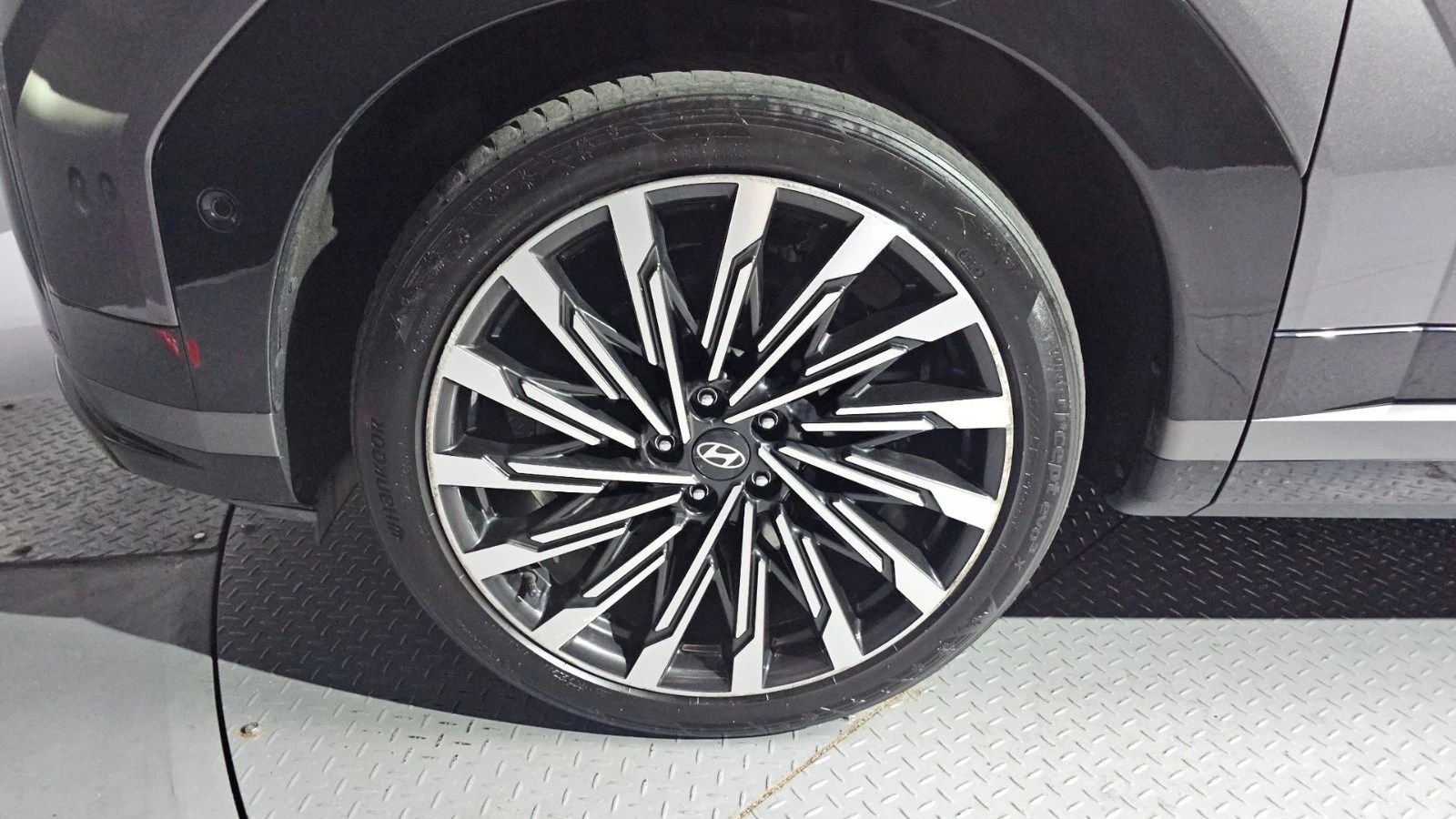 Hyundai Santa fe CALIGRAPHY* PANO* DISTRONIC* 360* ОБДУХ* , снимка 5 - Автомобили и джипове - 55512931