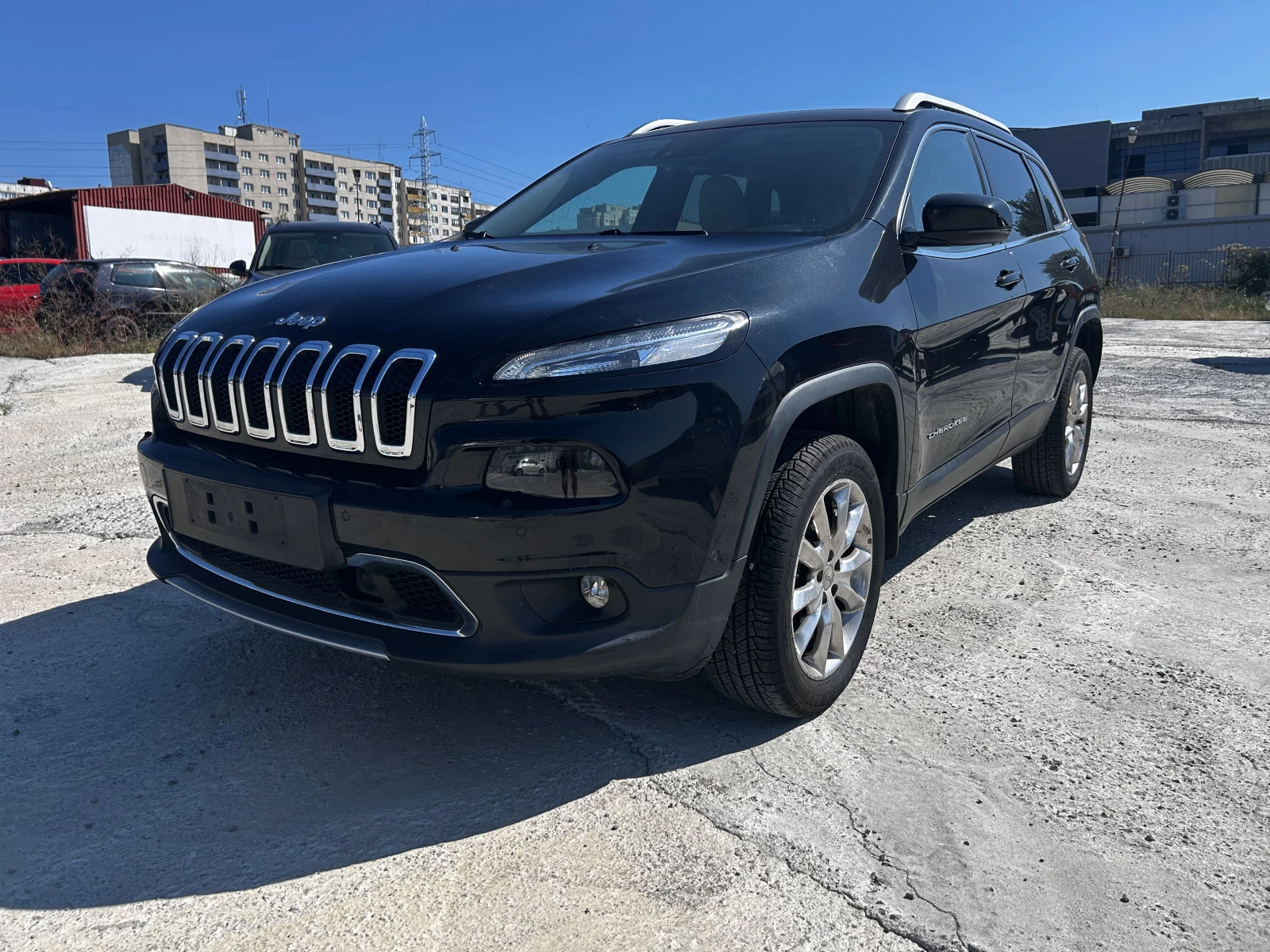 Jeep Cherokee 2.2 M-Jet 4x4, снимка 2 - Автомобили и джипове - 55537476