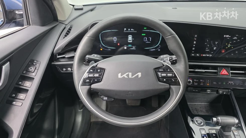 Kia Niro, снимка 15 - Автомобили и джипове - 55586548