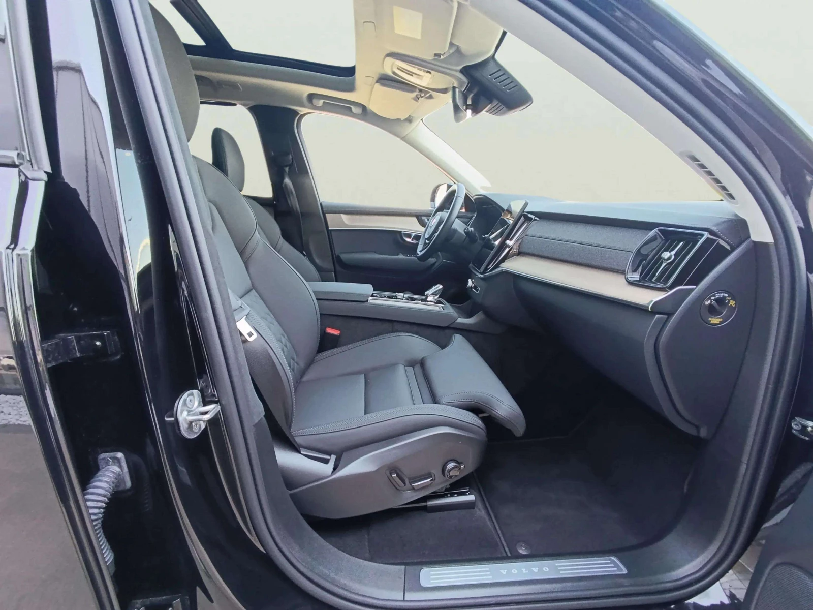 Volvo Xc90 2.0 T8, снимка 9 - Автомобили и джипове - 55806652