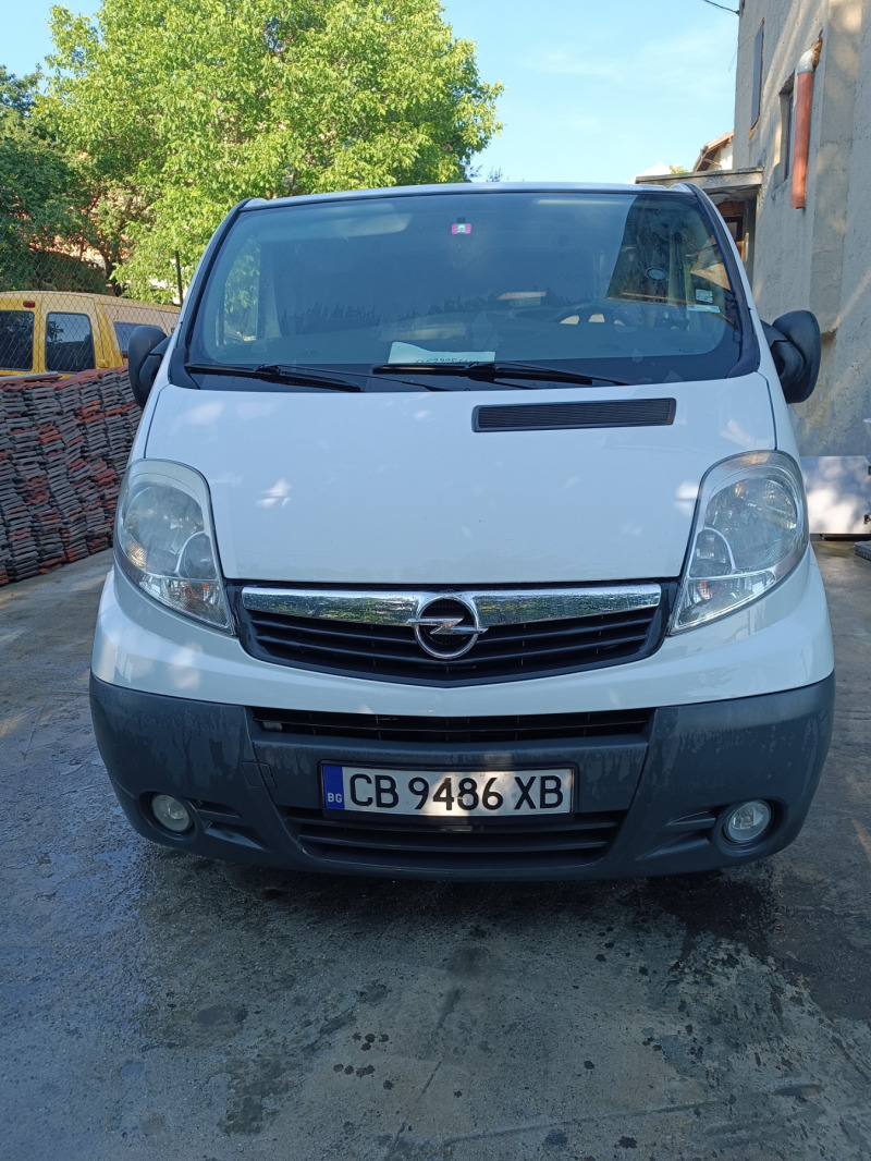 Opel Vivaro 2500 TDCI, снимка 1 - Бусове и автобуси - 46116688