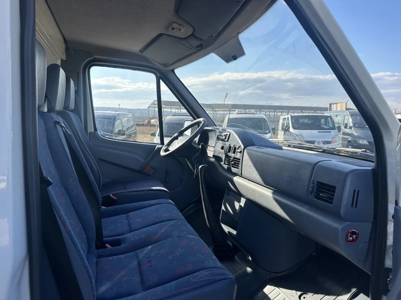 Mercedes-Benz Sprinter 412, снимка 13 - Бусове и автобуси - 48124758