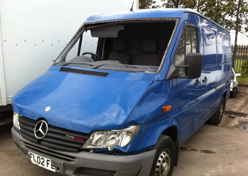 Кормилна система за Mercedes-Benz Sprinter 210, снимка 1 - Части - 22445536