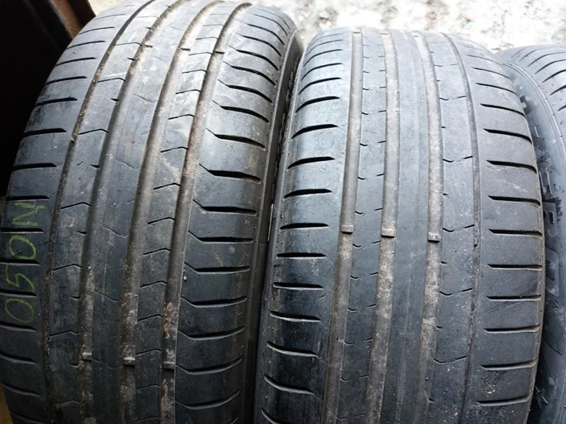 Гуми Летни 225/50R18, снимка 2 - Гуми и джанти - 35772563