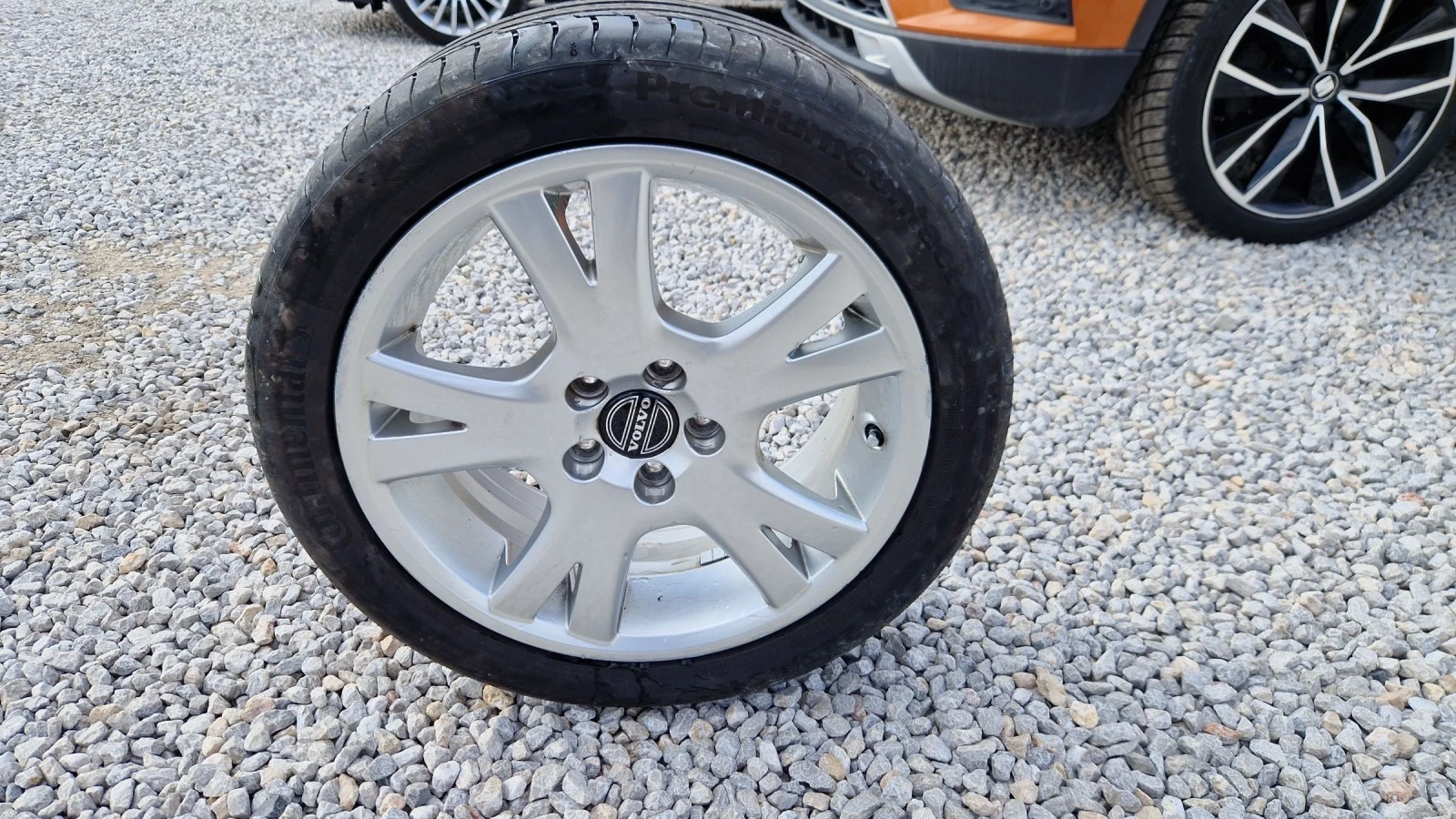 Гуми с джанти 225/45R17 за Volvo | Mobile.bg — изображение 1