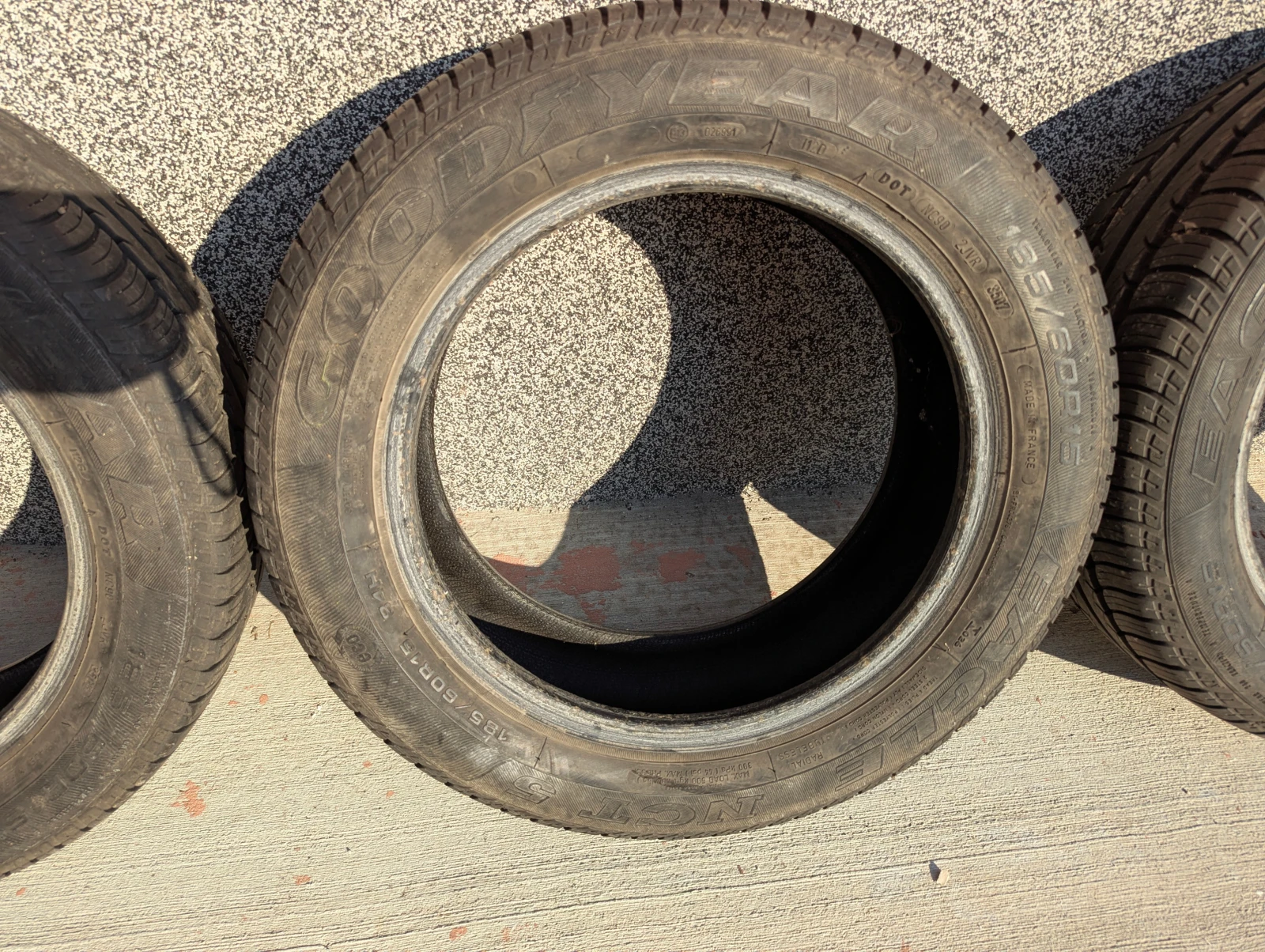Гуми Летни 185/60R15, снимка 4 - Гуми и джанти - 55582727
