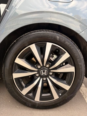 Honda Civic 2.0 e:HEV, снимка 8