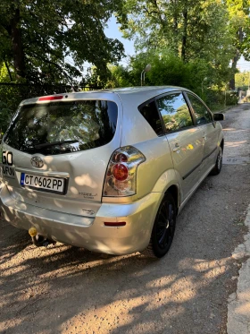 Обява за продажба на Toyota Corolla verso 2.0D4D ~4 300 лв. - изображение 5