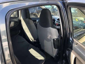 Toyota Aygo - 3799 € / 7430.20 лв. - 42222682 10