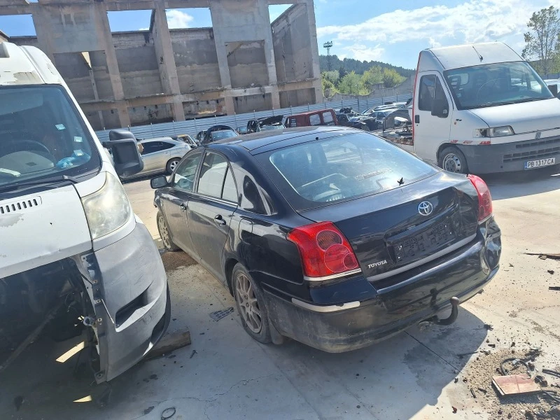 Toyota Avensis 2.0 116cc, снимка 9 - Автомобили и джипове - 46693174