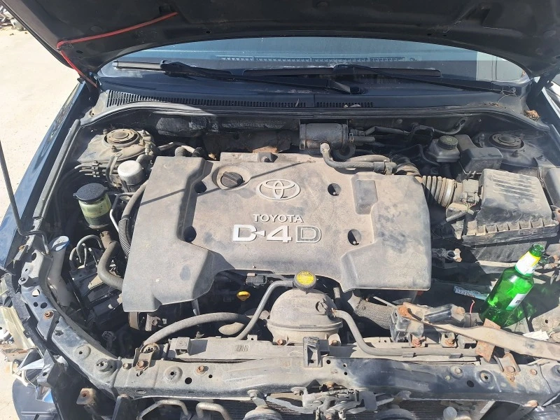 Toyota Avensis 2.0 116cc, снимка 7 - Автомобили и джипове - 46693174