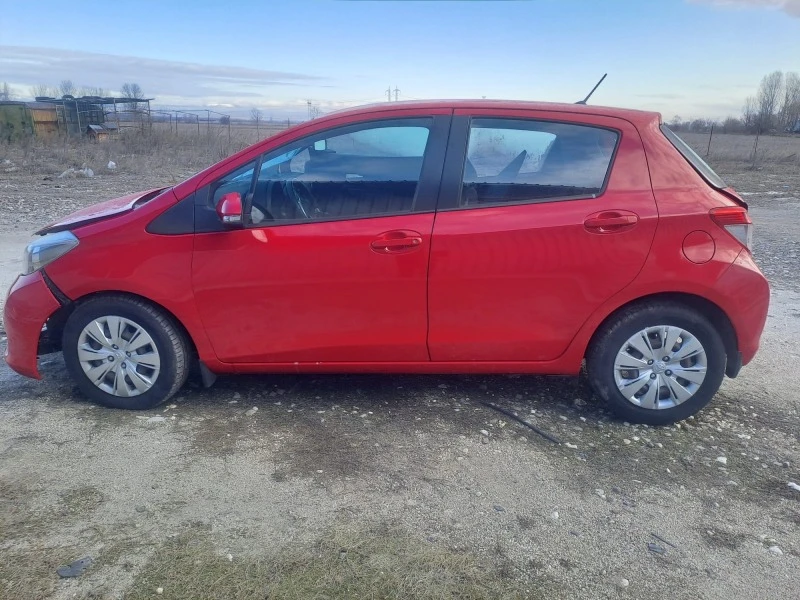 Toyota Yaris 1.3vvt-i, снимка 1 - Автомобили и джипове - 46560696