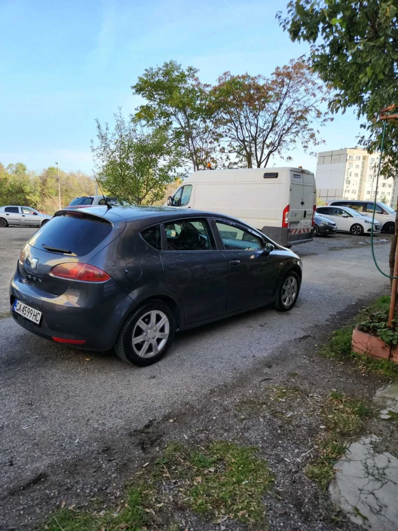 Seat Leon, снимка 4 - Автомобили и джипове - 47568579