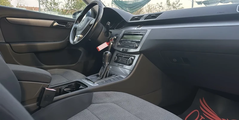 VW Passat 1.6 TDI 105ps, СОБСТВЕН ЛИЗИНГ / БАРТЕР, снимка 7 - Автомобили и джипове - 47795826