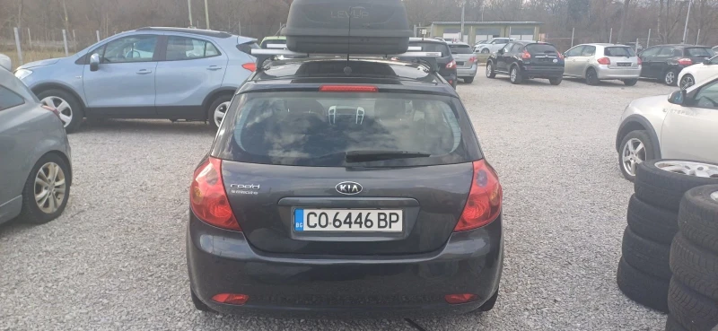 Kia Ceed 1.6 avtomatik, снимка 9 - Автомобили и джипове - 48141665