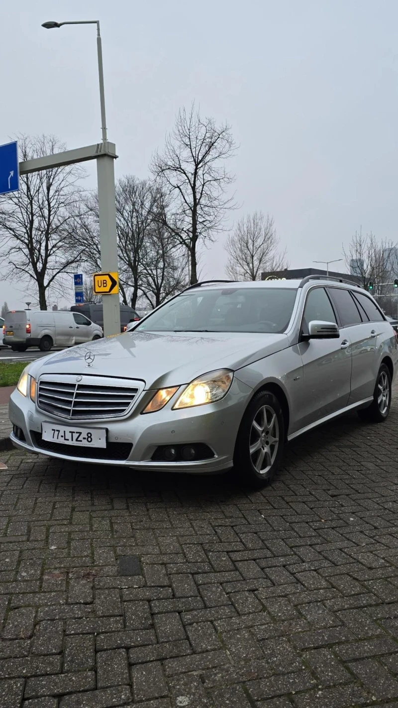 Mercedes-Benz E 200 200cdi, снимка 1 - Автомобили и джипове - 48474695