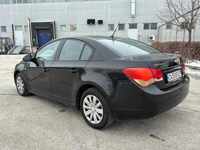 Chevrolet Cruze 1.6i 113 к.с., снимка 3 - Автомобили и джипове - 48688696