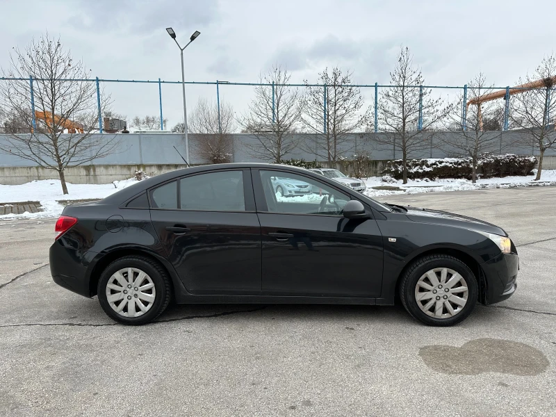 Chevrolet Cruze 1.6i 113 к.с., снимка 5 - Автомобили и джипове - 48688696