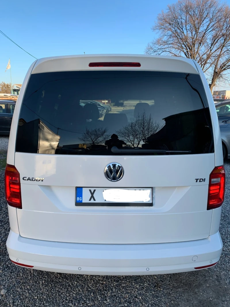 VW Caddy 2.0TDI, снимка 4 - Автомобили и джипове - 49106321