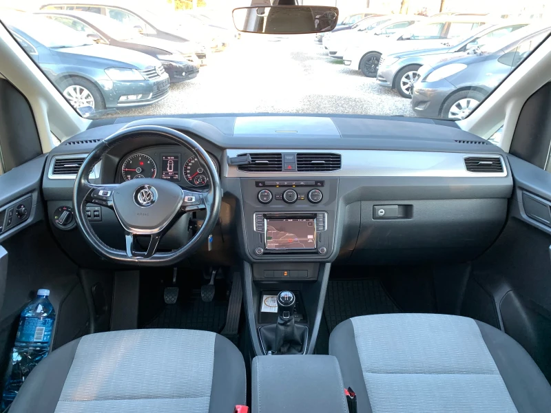 VW Caddy 2.0TDI, снимка 7 - Автомобили и джипове - 49106321