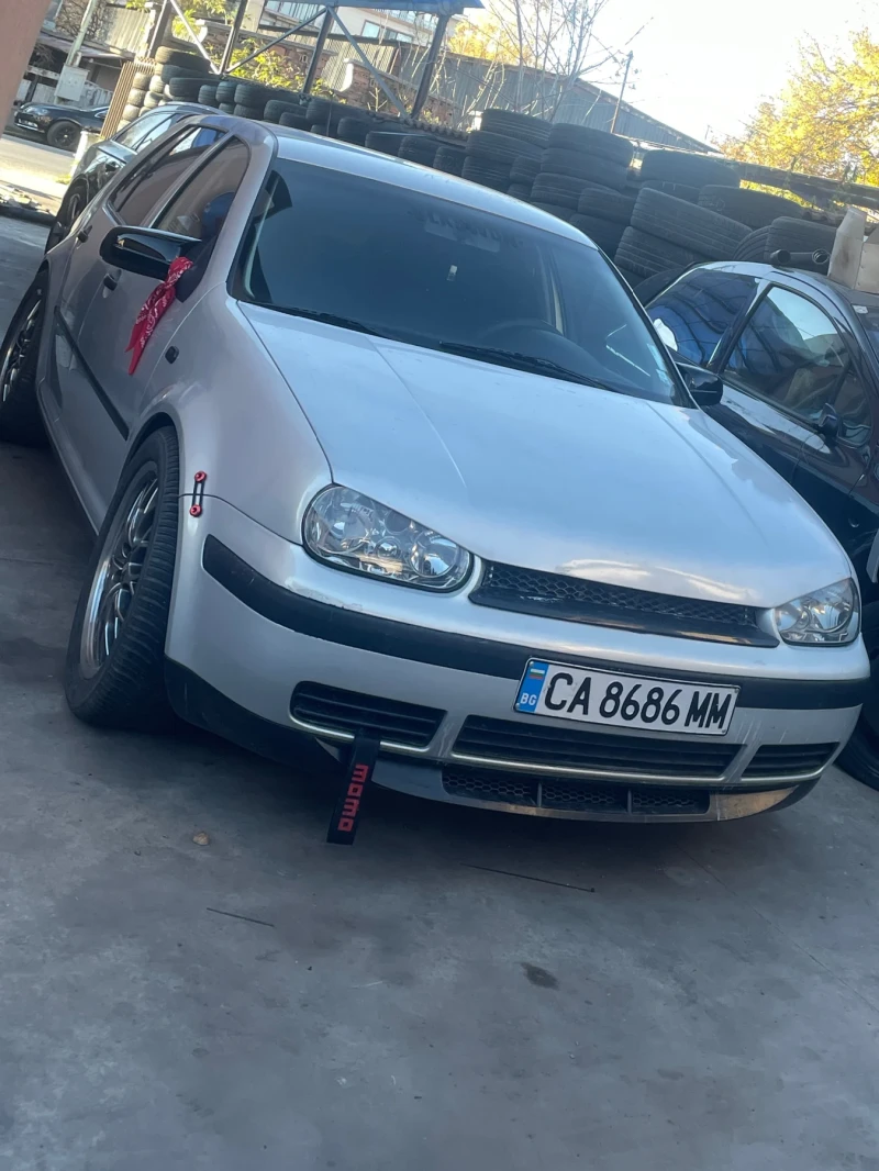 VW Golf, снимка 5 - Автомобили и джипове - 49179600