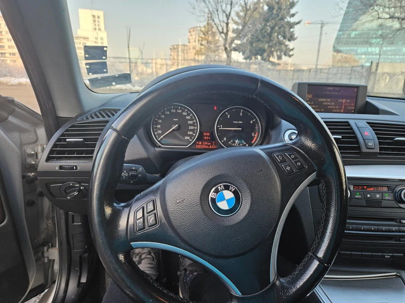 BMW 120, снимка 13 - Автомобили и джипове - 49220014