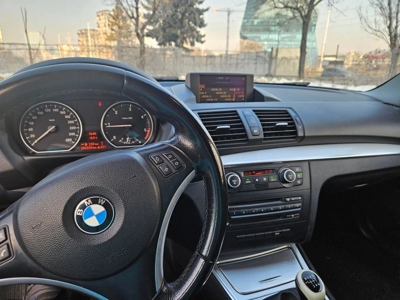 BMW 120, снимка 12 - Автомобили и джипове - 49220014