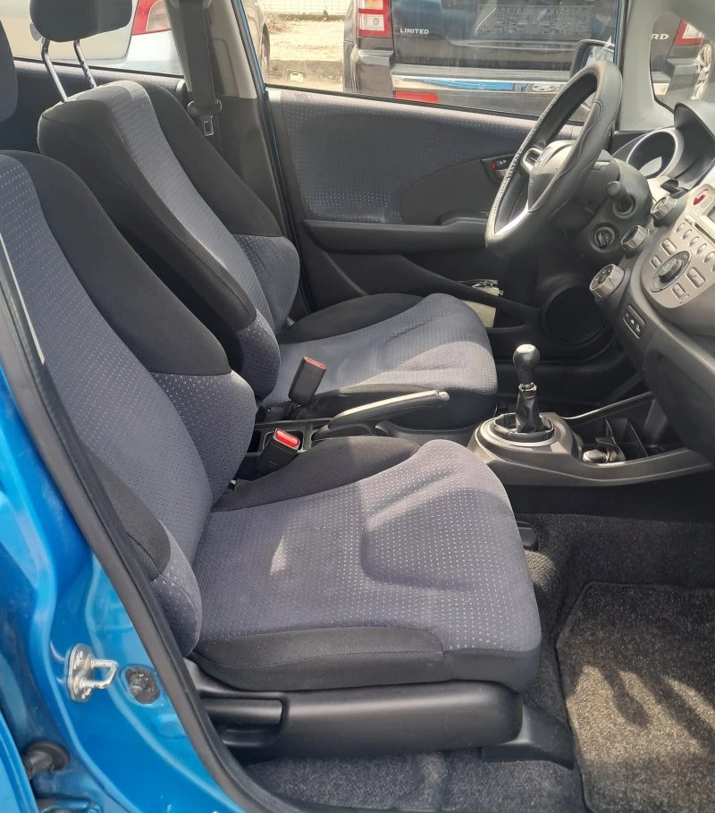 Honda Jazz, снимка 8 - Автомобили и джипове - 49488098