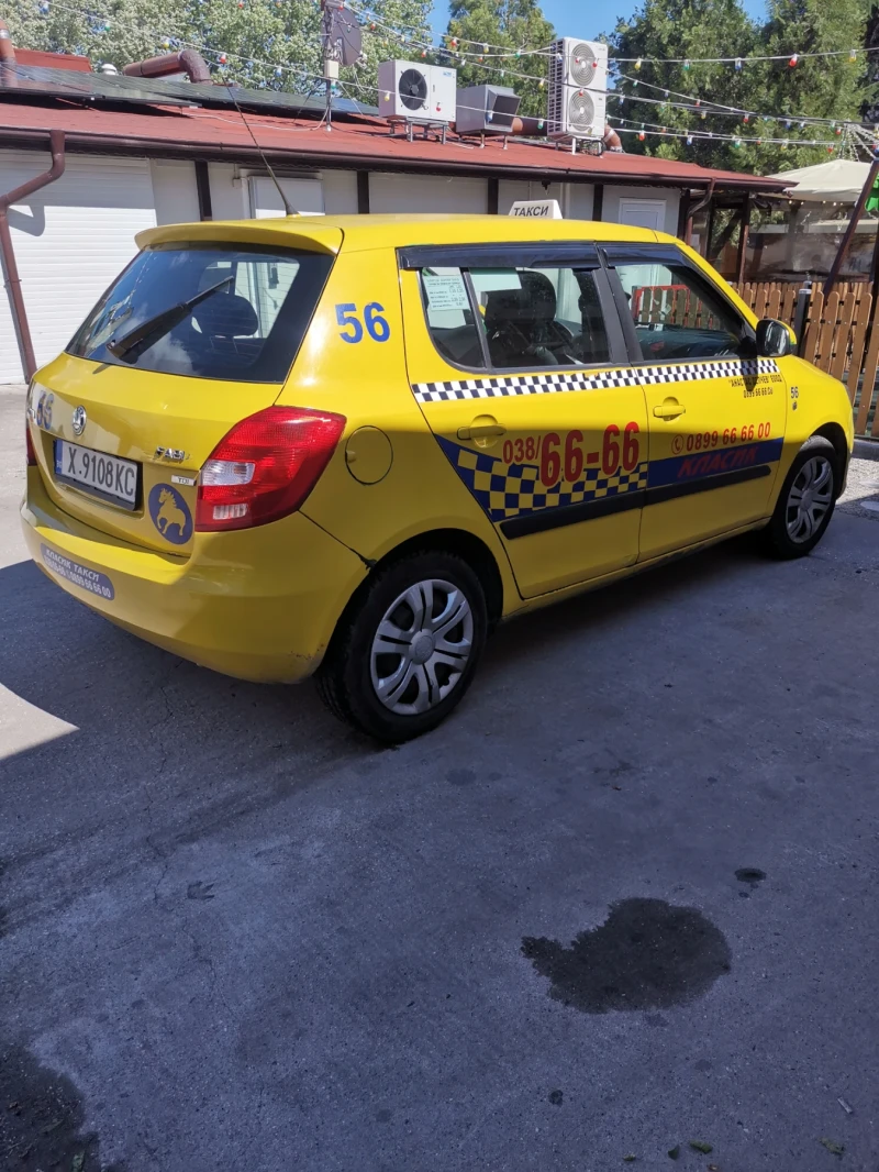 Skoda Fabia, снимка 3 - Автомобили и джипове - 51493882