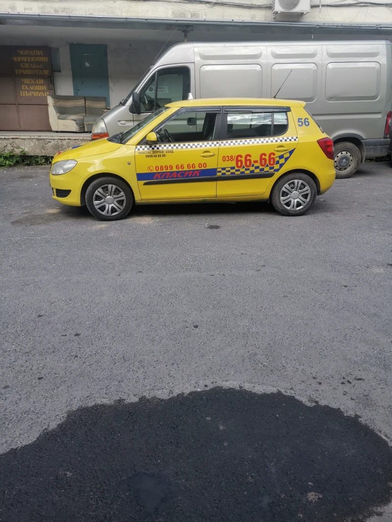 Skoda Fabia, снимка 4 - Автомобили и джипове - 51493882