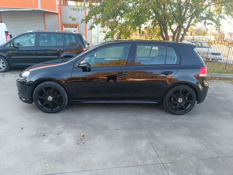 VW Golf 1.6 TDI R-LINE SPORT HiGHLINE, снимка 4 - Автомобили и джипове - 52996674