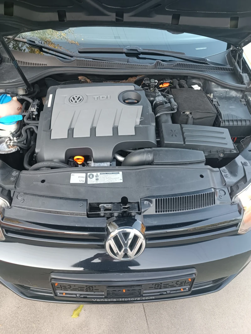 VW Golf 1.6 TDI R-LINE SPORT HiGHLINE, снимка 15 - Автомобили и джипове - 52996674
