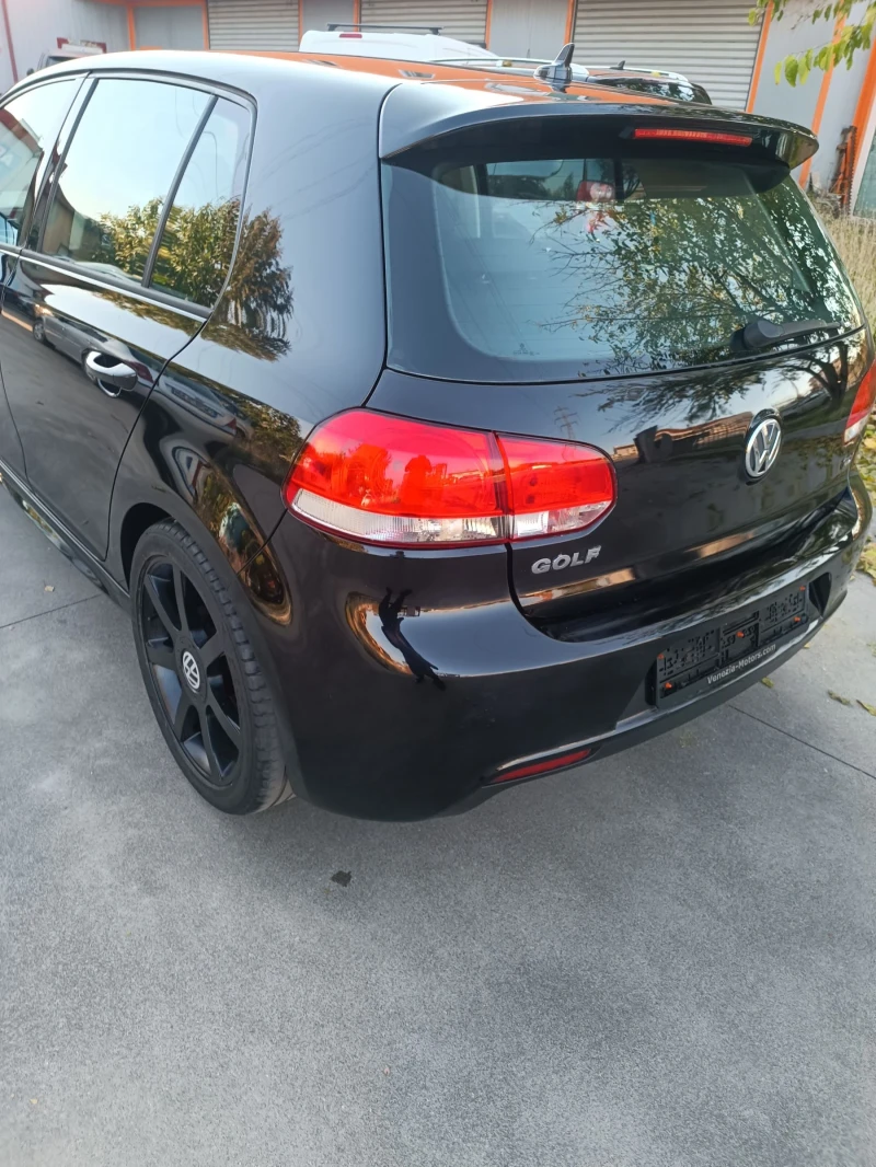 VW Golf 1.6 TDI R-LINE SPORT HiGHLINE, снимка 7 - Автомобили и джипове - 52996674