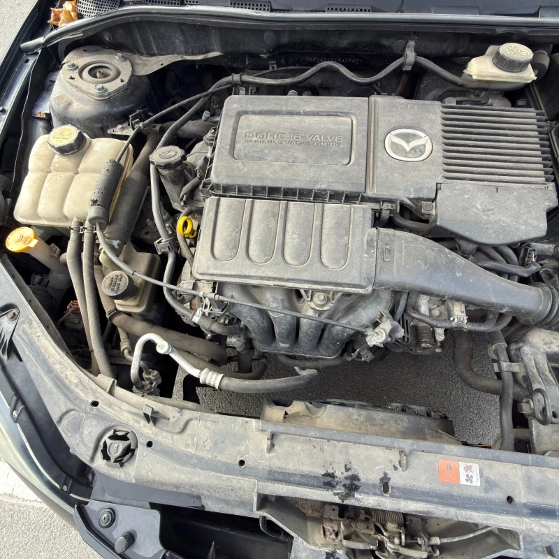 Mazda 3 1.6, снимка 12 - Автомобили и джипове - 52191626