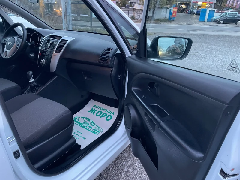 Kia Venga 1.4 GAZ, снимка 7 - Автомобили и джипове - 52367250