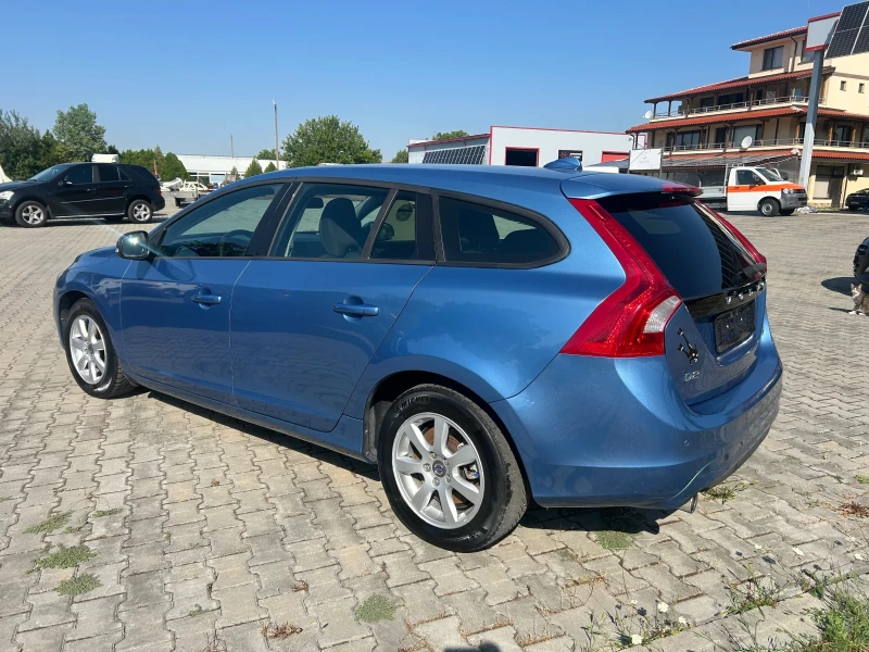 Volvo V60 1.6 D2, снимка 3 - Автомобили и джипове - 52803754