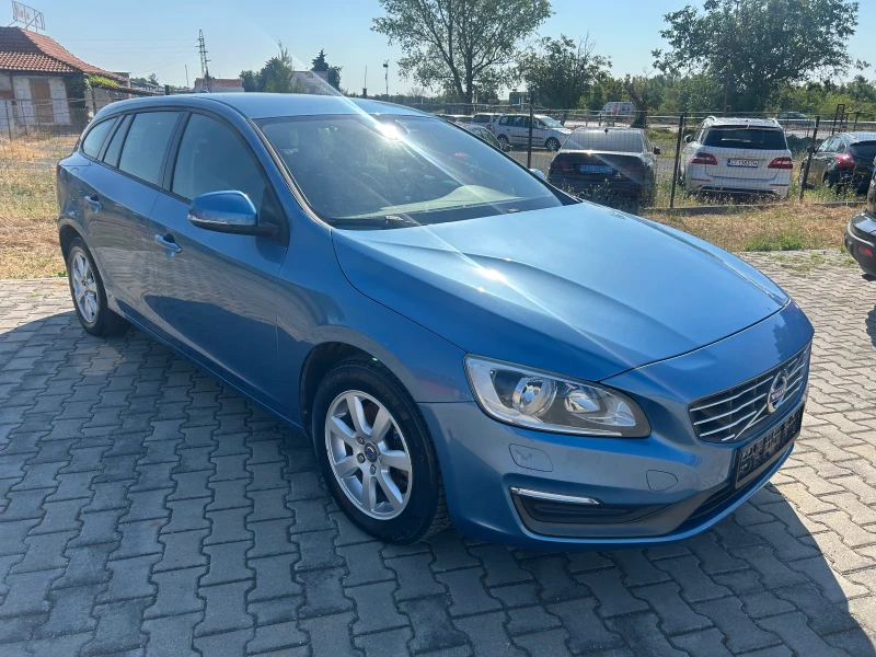 Volvo V60 1.6 D2, снимка 5 - Автомобили и джипове - 52803754