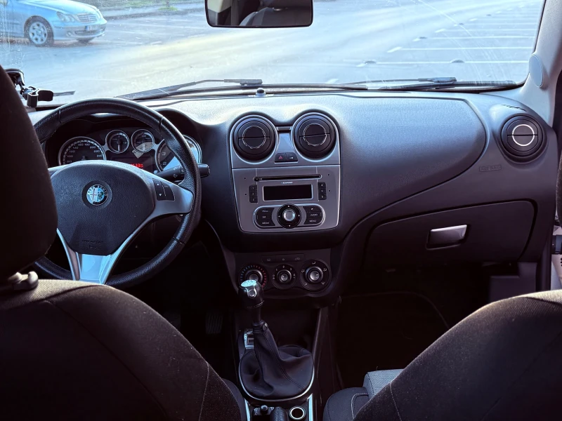 Alfa Romeo MiTo, снимка 12 - Автомобили и джипове - 53053222