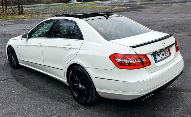Mercedes-Benz E 350 CDI AMG LINE ГЕРМАНИЯ ПАНОРАМА , снимка 5 - Автомобили и джипове - 53170562