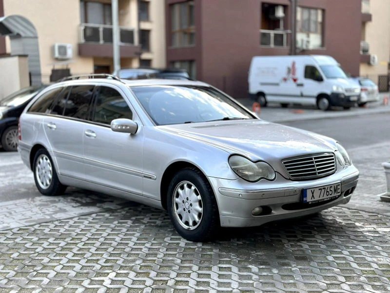 Mercedes-Benz C 180 Elegance, снимка 2 - Автомобили и джипове - 53398484