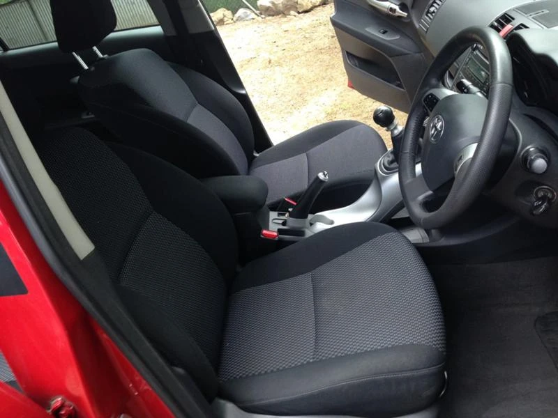 Toyota Auris 1.3 vvt-i 99кс. 6 скорости | Mobile.bg — изображение 7